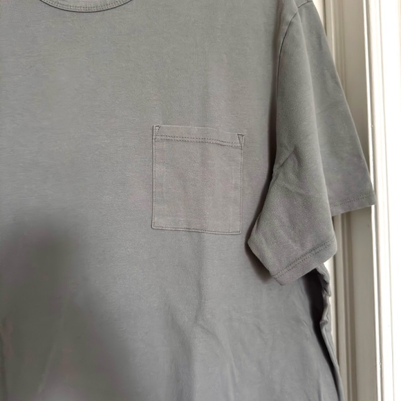 Light grey Onebone t-shirt with pocket on the left side - Picture 2 of 3